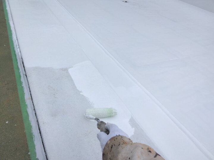 プールサイド塗装