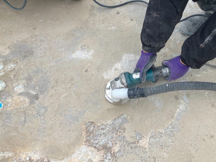 プール塗装・下地処理