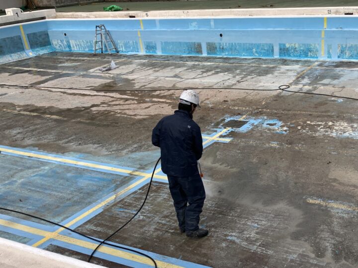 ブール・プールサイド塗装・高圧洗浄